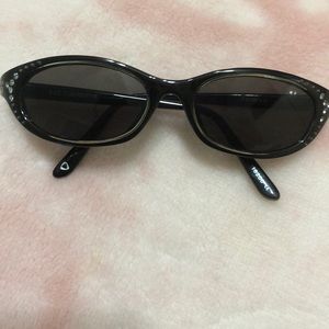 🕶 Liz Claiborne black sunglasses